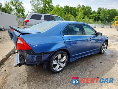 Trzecie zdjęcie samochodu z tyłu: 2010 FORD FUSION SPORT VIN:3FAHP0KC7AR202637 - miniatura