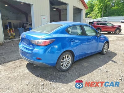 Trzecie zdjęcie samochodu z tyłu: 2017 TOYOTA YARIS IA BASE VIN:3MYDLBYV3HY171008 - miniatura