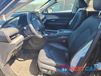 Zdjęcie 7 z 13 samochodu: 2024 TOYOTA GRAND HIGHLANDER HYBRID LIMITED VIN:5TDACAB54RS018795 - miniatura