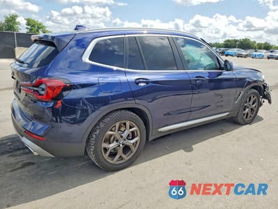 Trzecie zdjęcie samochodu z tyłu: 2022 BMW X3 SDRIVE30I VIN:5UX43DP05N9J34543 - miniatura