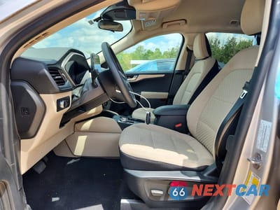 Zdjęcie 7 z 13 samochodu: 2020 FORD ESCAPE SE VIN:1FMCU0G63LUC47064 - miniatura
