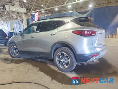 Drugie zdjęcie samochodu z przodu: 2025 CHEVROLET BLAZER 2LT VIN:3GNKBCR44SS126407 - miniatura