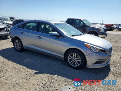 Czwarte zdjęcie samochodu z boku: 2015 HYUNDAI SONATA SE VIN:5NPE24AF9FH236152 - miniatura