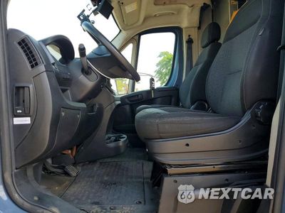 Zdjęcie 7 z 13 samochodu: 2019 RAM PROMASTER 3500 DELIVERY VAN VIN:3C6URVJG7KE556338 - miniatura