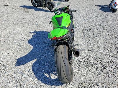 Czwarte zdjęcie samochodu z boku: 2019 KAWASAKI ZX1002 VIN:JKBZXVF15KA000286 - miniatura