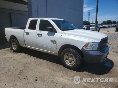 Czwarte zdjęcie samochodu z boku: 2019 RAM 1500 CLASSIC TRADESMAN VIN:1C6RR6FG2KS603714 - miniatura