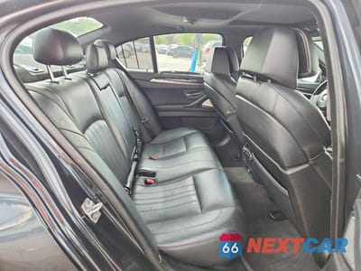 Zdjęcie 10 z 12 samochodu: 2013 BMW M5 VIN:WBSFV9C50DC773801 - miniatura