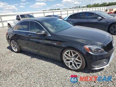 Czwarte zdjęcie samochodu z boku: 2015 MERCEDES-BENZ C 400 4MATIC VIN:55SWF6GB1FU032239 - miniatura