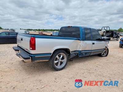 Trzecie zdjęcie samochodu z tyłu: 1995 GMC SIERRA C1500 VIN:2GTEC19K4S1591755 - miniatura