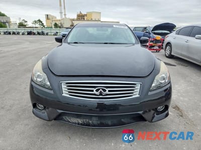 Piąte zdjęcie samochodu w środku: 2014 INFINITI Q60 COUPE JOURNEY VIN:JN1CV6EK5EM112677 - miniatura