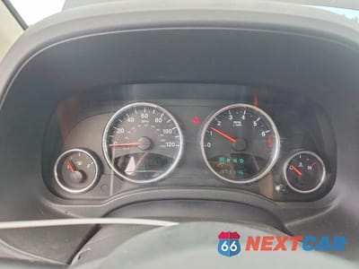 Zdjęcie 9 z 12 samochodu: 2013 JEEP COMPASS LIMITED VIN:1C4NJDCB7DD199649 - miniatura