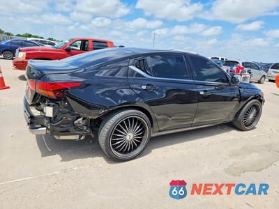 Trzecie zdjęcie samochodu z tyłu: 2023 NISSAN ALTIMA SL VIN:1N4BL4EW9PN345471 - miniatura