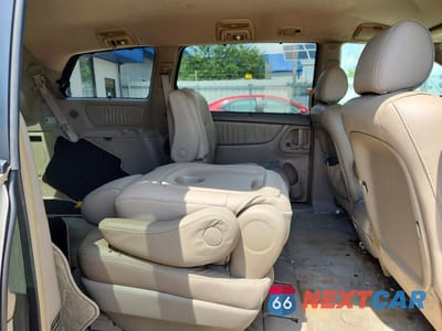 Zdjęcie 11 z 13 samochodu: 2008 TOYOTA SIENNA XLE VIN:5TDZK22C68S111875 - miniatura