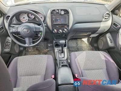 Zdjęcie 8 z 14 samochodu: 2005 TOYOTA RAV4 BASE VIN:JTEGD20V050064374 - miniatura