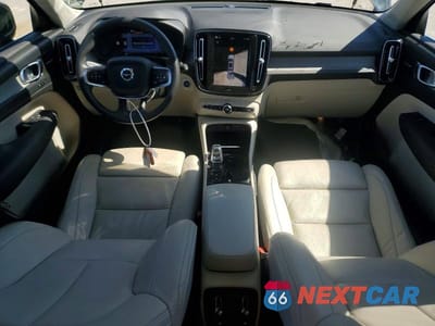 Zdjęcie 8 z 14 samochodu: 2024 VOLVO XC40 ULTIMATE VIN:YV4L12UF1R2225630 - miniatura