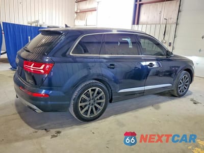 Trzecie zdjęcie samochodu z tyłu: 2017 AUDI Q7 PRESTIGE VIN:WA1VAAF79HD001921 - miniatura