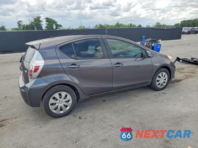 Trzecie zdjęcie samochodu z tyłu: 2014 TOYOTA PRIUS C ONE VIN:JTDKDTB34E1080622 - miniatura