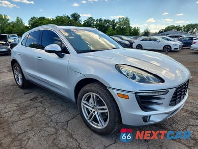 Czwarte zdjęcie samochodu z boku: 2015 PORSCHE MACAN S VIN:WP1AB2A51FLB58518 - miniatura