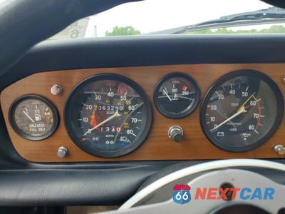 Zdjęcie 9 z 12 samochodu: 1982 FIAT 124 SPIDER VIN:ZFAAS00B2C5002928 - miniatura
