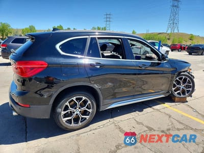 Trzecie zdjęcie samochodu z tyłu: 2020 BMW X1 XDRIVE28I VIN:WBXJG9C09L5P92482 - miniatura