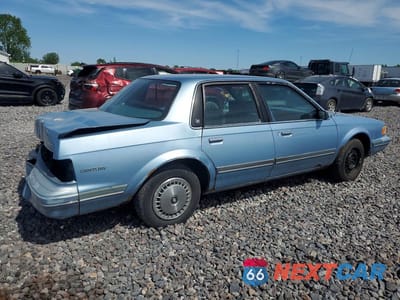 Trzecie zdjęcie samochodu z tyłu: 1993 BUICK CENTURY SPECIAL VIN:3G4AG55N4PS626697 - miniatura