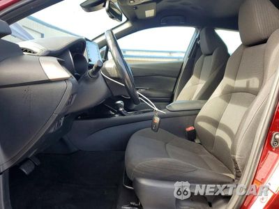 Zdjęcie 7 z 13 samochodu: 2019 TOYOTA C-HR XLE VIN:NMTKHMBX6KR077103 - miniatura