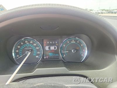 Zdjęcie 9 z 13 samochodu: 2013 JAGUAR XF VIN:SAJWA0ESXDPS98640 - miniatura