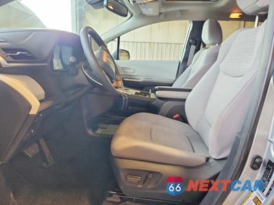 Zdjęcie 7 z 14 samochodu: 2025 TOYOTA SIENNA LE VIN:5TDBSKFC1SS206170 - miniatura