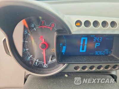Zdjęcie 9 z 12 samochodu: 2012 CHEVROLET SONIC LTZ VIN:1G1JE5SH9C4181756 - miniatura