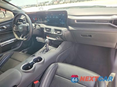 Zdjęcie 8 z 12 samochodu: 2025 FORD MUSTANG GT VIN:1FA6P8CFXS5401359 - miniatura