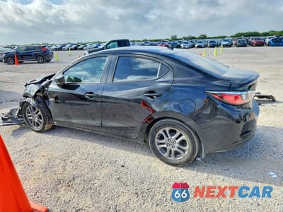 Drugie zdjęcie samochodu z przodu: 2019 TOYOTA YARIS XLE VIN:3MYDLBYV4KY506011 - miniatura