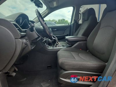 Zdjęcie 7 z 13 samochodu: 2017 CHEVROLET TRAVERSE LT VIN:1GNKRGKD1HJ287885 - miniatura