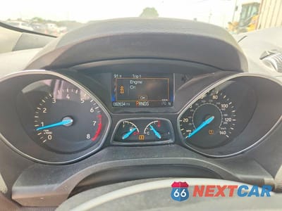 Zdjęcie 9 z 13 samochodu: 2017 FORD ESCAPE SE VIN:1FMCU0GD5HUE43237 - miniatura