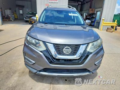 Piąte zdjęcie samochodu w środku: 2019 NISSAN ROGUE S VIN:5N1AT2MT2KC773125 - miniatura