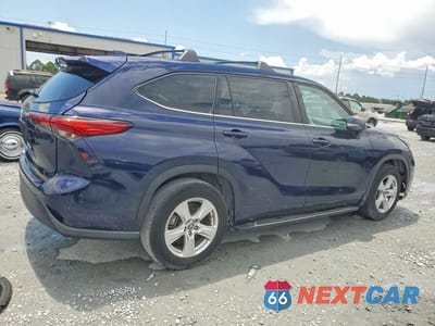 Trzecie zdjęcie samochodu z tyłu: 2020 TOYOTA HIGHLANDER L VIN:5TDCZRAH1LS005172 - miniatura