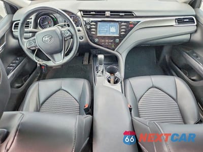 Zdjęcie 8 z 12 samochodu: 2018 TOYOTA CAMRY SE VIN:4T1B11HK9JU074685 - miniatura