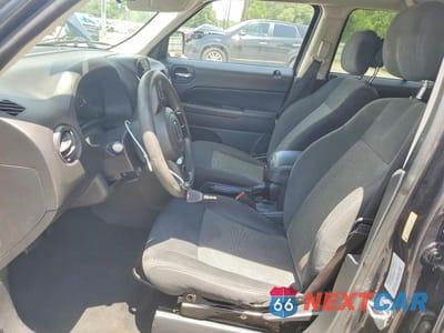 Zdjęcie 7 z 13 samochodu: 2015 JEEP PATRIOT SPORT VIN:1C4NJPBB2FD110396 - miniatura