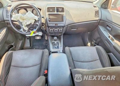 Zdjęcie 8 z 13 samochodu: 2019 MITSUBISHI OUTLANDER SPORT ES VIN:JA4AP3AU9KU027173 - miniatura