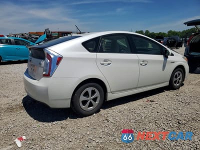 Trzecie zdjęcie samochodu z tyłu: 2012 TOYOTA PRIUS THREE VIN:JTDKN3DU4C0335453 - miniatura