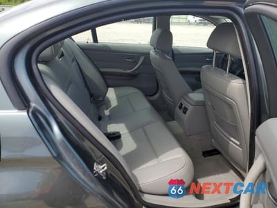 Zdjęcie 10 z 12 samochodu: 2009 BMW 328 XI SULEV VIN:WBAPK53569A646080 - miniatura