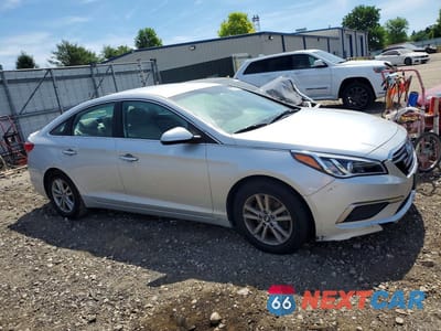 Piąte zdjęcie samochodu w środku: 2016 HYUNDAI SONATA SE VIN:5NPE24AF5GH319076 - miniatura