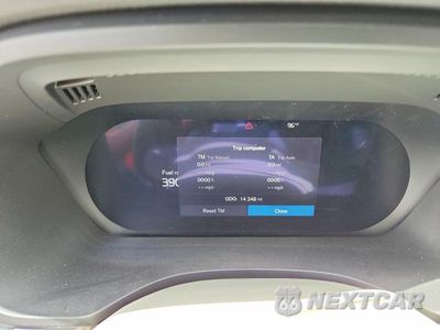 Zdjęcie 9 z 13 samochodu: 2025 VOLVO XC60 PLUS VIN:YV4M12RC4S1029065 - miniatura