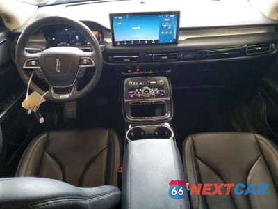 Zdjęcie 8 z 14 samochodu: 2022 LINCOLN NAUTILUS VIN:2LMPJ8J92NBL10650 - miniatura