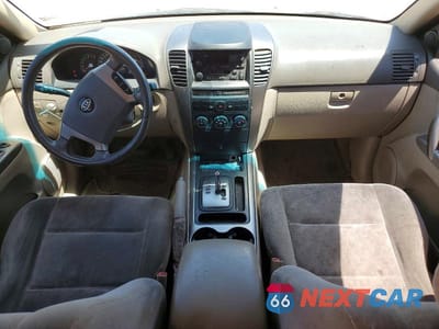 Zdjęcie 8 z 14 samochodu: 2006 KIA SORENTO LX VIN:KNDJD733865525326 - miniatura