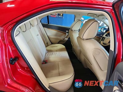 Zdjęcie 10 z 12 samochodu: 2010 LINCOLN MKZ VIN:3LNHL2GC5AR755003 - miniatura