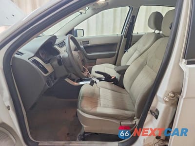 Zdjęcie 7 z 12 samochodu: 2008 FORD FOCUS SE VIN:1FAHP35N28W182643 - miniatura