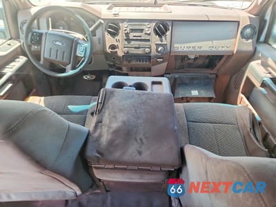 Zdjęcie 8 z 13 samochodu: 2016 FORD F250 SUPER DUTY VIN:1FT7W2B61GED33041 - miniatura