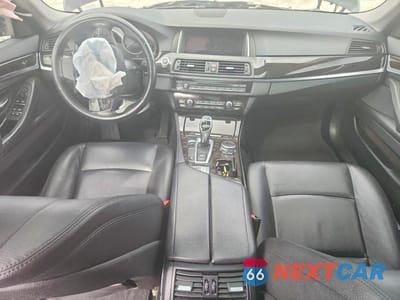 Zdjęcie 8 z 12 samochodu: 2016 BMW 535 I VIN:WBA5B1C50GG133143 - miniatura