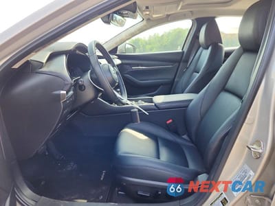 Zdjęcie 7 z 13 samochodu: 2025 MAZDA 3 PREFERRED VIN:JM1BPACM4S1774788 - miniatura