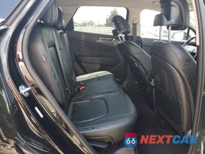 Zdjęcie 11 z 13 samochodu: 2026 KIA SPORTAGE EX VIN:5XYK33DF2TG342127 - miniatura